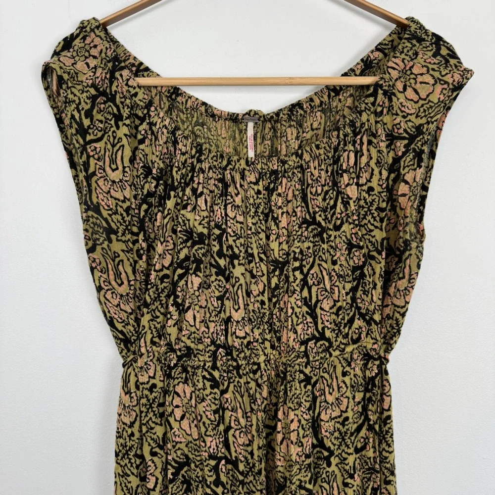 Free People Sweet Soul Smocked‎ Boho Maxi Dress Olive Black Floral Print XS